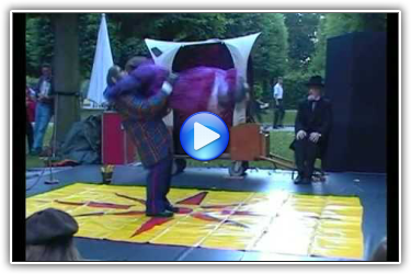 dansende Chimpansees te boeken bij www.kwekel-evenementen.nl